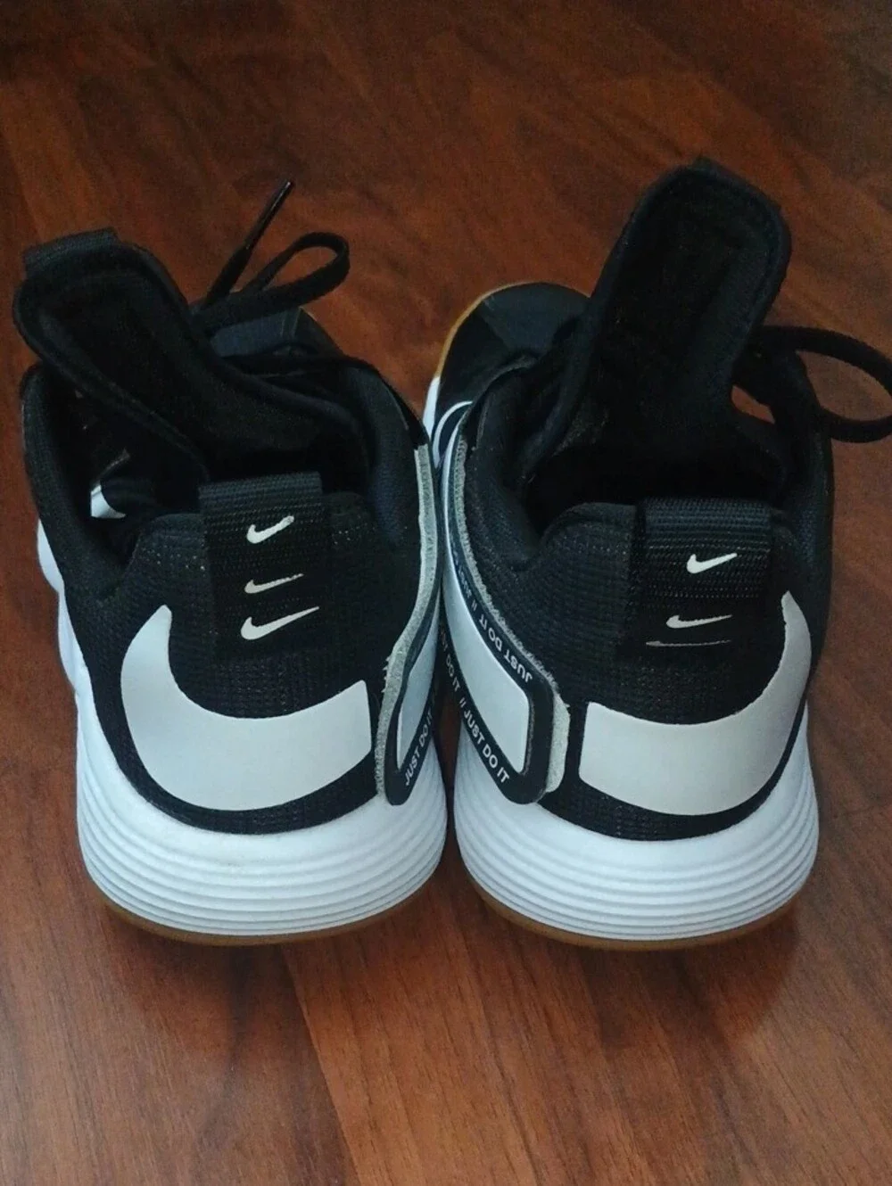 Nike Black and White React Hyperset Women's Volleyball Sneakers with Gum Sole